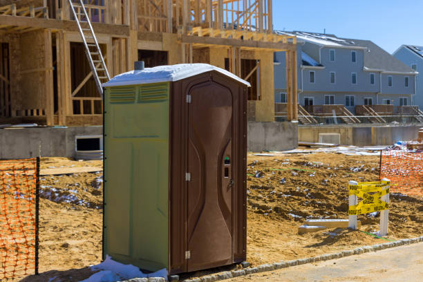 Best Portable restroom trailer rental  in West Samoset, FL